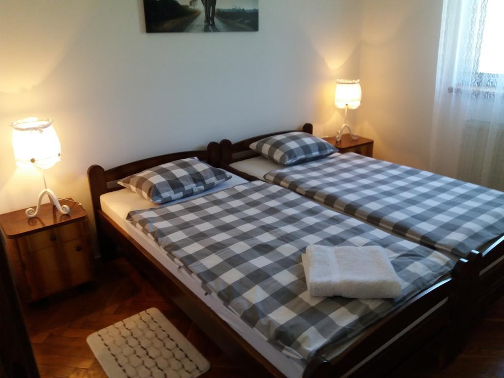Apartment Eva Rakovica Exteriör bild